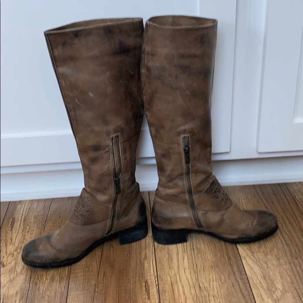 Vince Camuto just below the knee boots - Picture 4 of 7